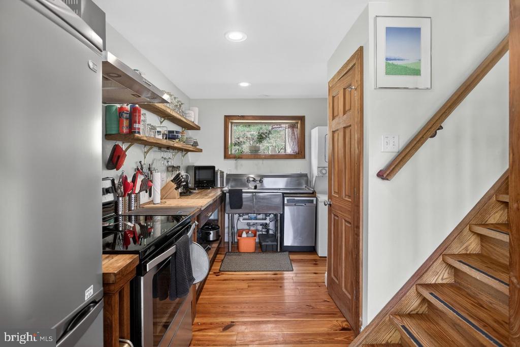 6261 S PAGE VALLEY RD, LURAY, Virginia 22835, 2 Bedrooms Bedrooms, ,1 BathroomBathrooms,Residential,6261 S PAGE VALLEY RD,VAPA2006304 MLS # VAPA2006304