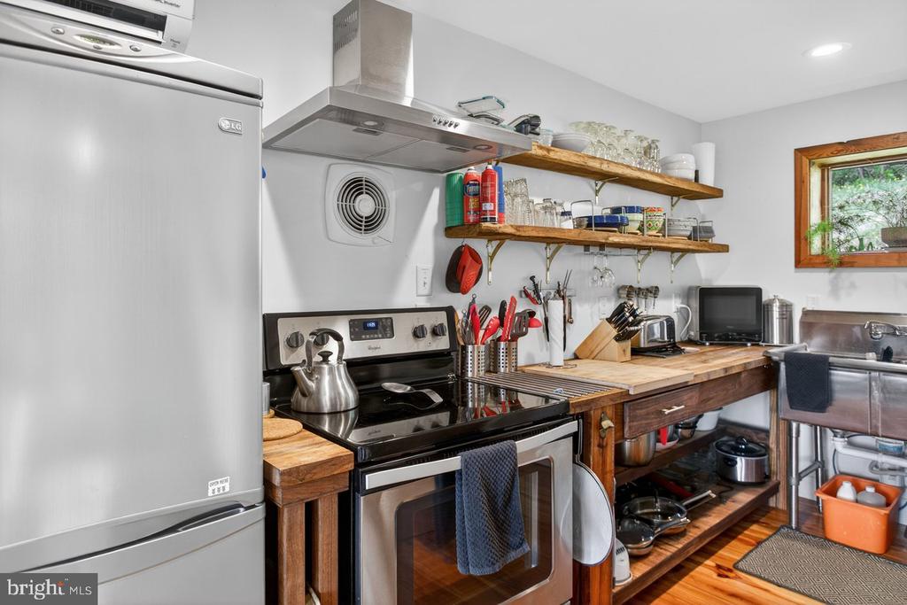 6261 S PAGE VALLEY RD, LURAY, Virginia 22835, 2 Bedrooms Bedrooms, ,1 BathroomBathrooms,Residential,6261 S PAGE VALLEY RD,VAPA2006304 MLS # VAPA2006304