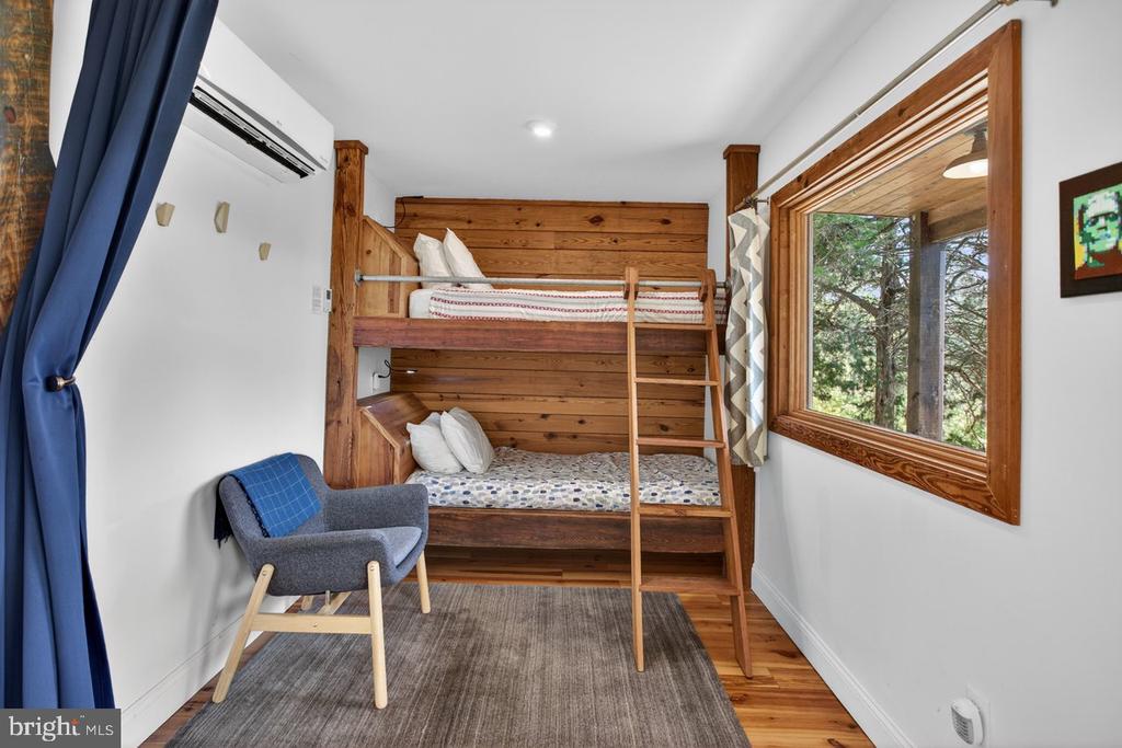 6261 S PAGE VALLEY RD, LURAY, Virginia 22835, 2 Bedrooms Bedrooms, ,1 BathroomBathrooms,Residential,6261 S PAGE VALLEY RD,VAPA2006304 MLS # VAPA2006304