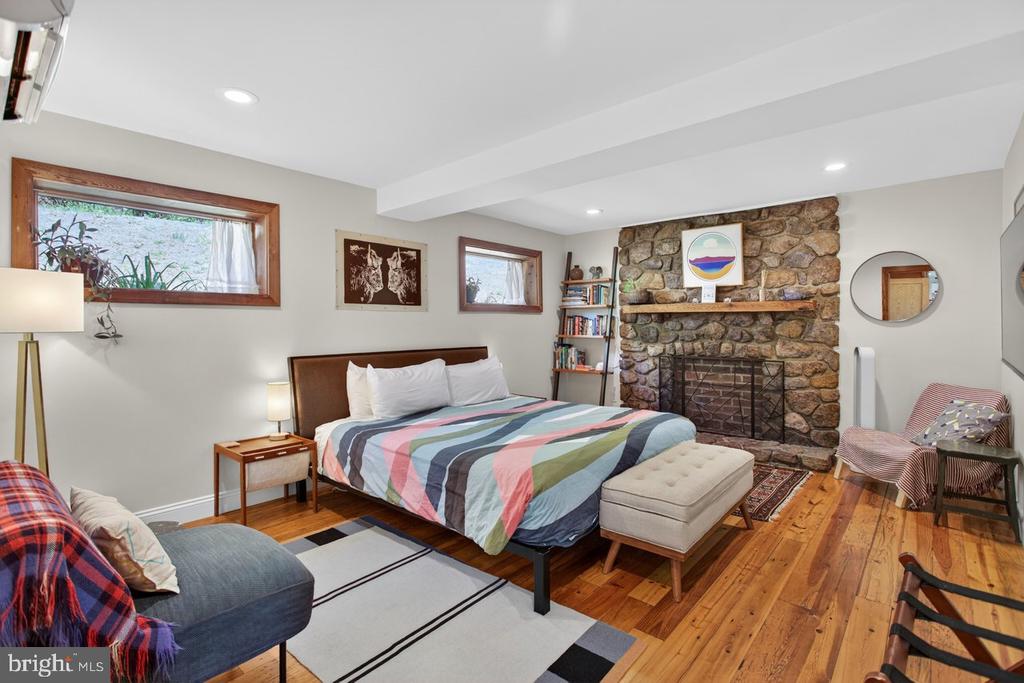 6261 S PAGE VALLEY RD, LURAY, Virginia 22835, 2 Bedrooms Bedrooms, ,1 BathroomBathrooms,Residential,6261 S PAGE VALLEY RD,VAPA2006304 MLS # VAPA2006304