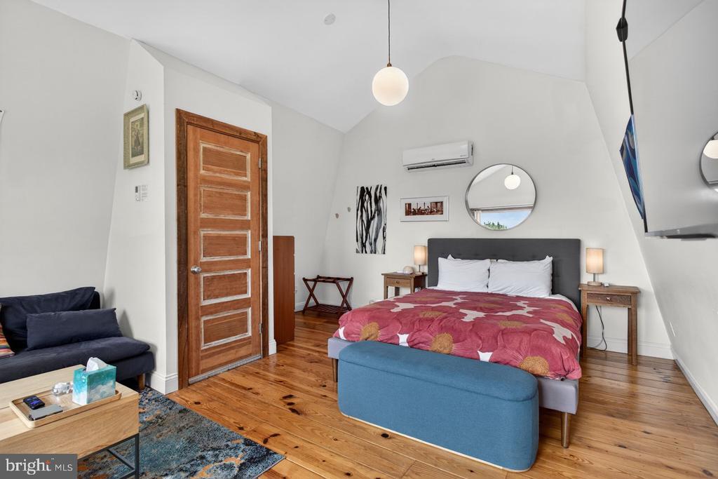 6261 S PAGE VALLEY RD, LURAY, Virginia 22835, 2 Bedrooms Bedrooms, ,1 BathroomBathrooms,Residential,6261 S PAGE VALLEY RD,VAPA2006304 MLS # VAPA2006304