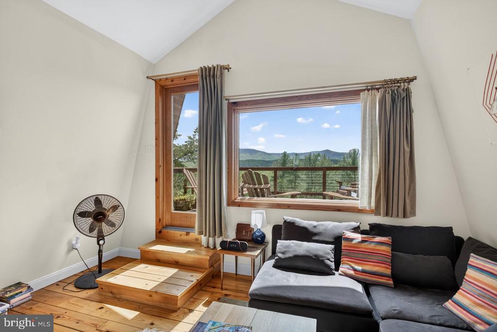 6261 S PAGE VALLEY RD, LURAY, Virginia 22835, 2 Bedrooms Bedrooms, ,1 BathroomBathrooms,Residential,6261 S PAGE VALLEY RD,VAPA2006304 MLS # VAPA2006304