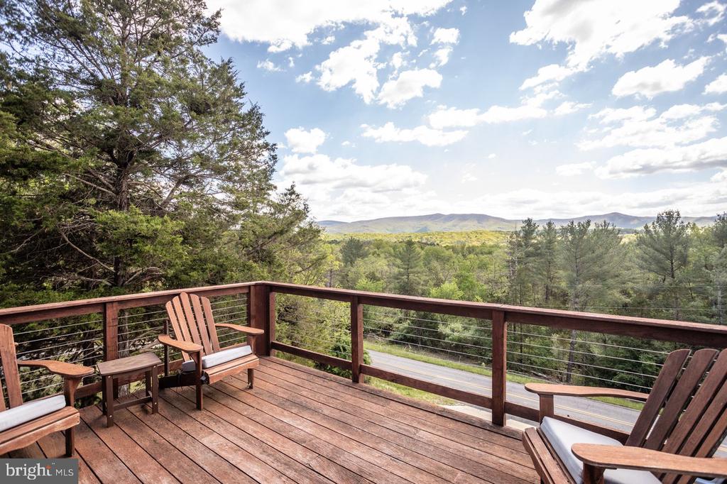 6261 S PAGE VALLEY RD, LURAY, Virginia 22835, 2 Bedrooms Bedrooms, ,1 BathroomBathrooms,Residential,6261 S PAGE VALLEY RD,VAPA2006304 MLS # VAPA2006304