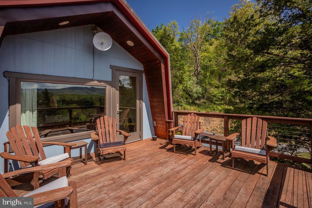 6261 S PAGE VALLEY RD, LURAY, Virginia 22835, 2 Bedrooms Bedrooms, ,1 BathroomBathrooms,Residential,6261 S PAGE VALLEY RD,VAPA2006304 MLS # VAPA2006304