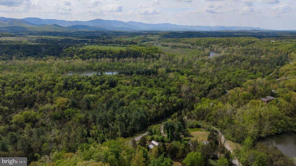 6261 S PAGE VALLEY RD, LURAY, Virginia 22835, 2 Bedrooms Bedrooms, ,1 BathroomBathrooms,Residential,6261 S PAGE VALLEY RD,VAPA2006304 MLS # VAPA2006304