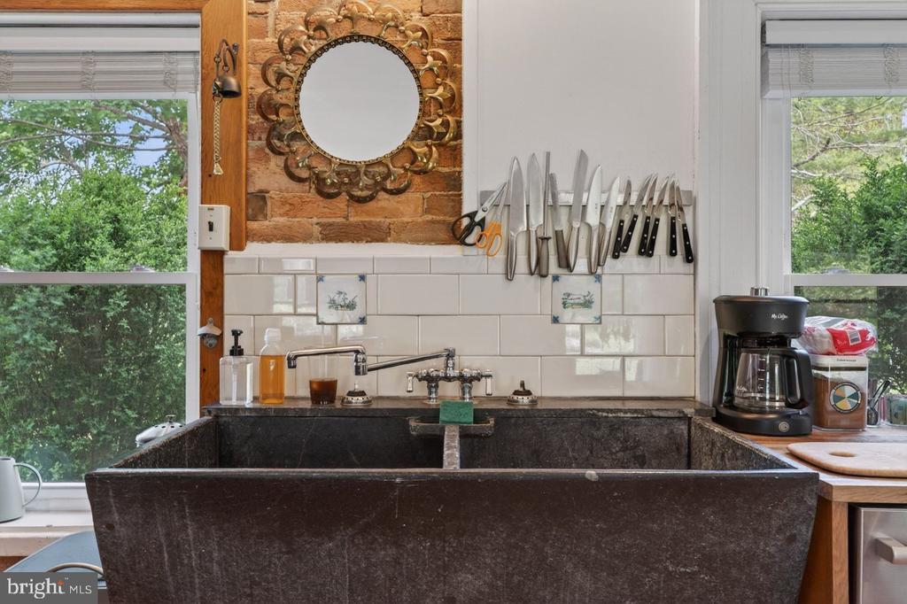 720 PRINTZ MILL RD, LURAY, Virginia 22835, 2 Bedrooms Bedrooms, ,1 BathroomBathrooms,Residential,720 PRINTZ MILL RD,VAPA2006296 MLS # VAPA2006296