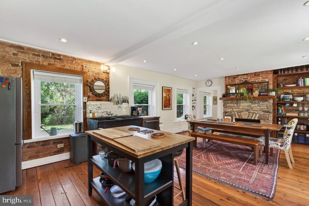 720 PRINTZ MILL RD, LURAY, Virginia 22835, 2 Bedrooms Bedrooms, ,1 BathroomBathrooms,Residential,720 PRINTZ MILL RD,VAPA2006296 MLS # VAPA2006296