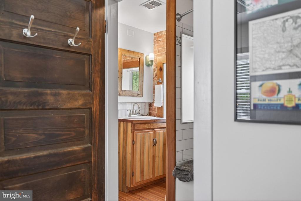 720 PRINTZ MILL RD, LURAY, Virginia 22835, 2 Bedrooms Bedrooms, ,1 BathroomBathrooms,Residential,720 PRINTZ MILL RD,VAPA2006296 MLS # VAPA2006296