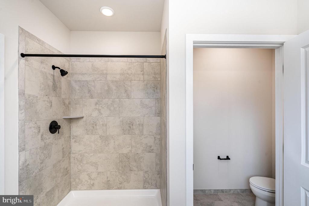 5301 WYNDEMERE CIR, MINERAL, Virginia 23117, 4 Bedrooms Bedrooms, ,3 BathroomsBathrooms,Residential,5301 WYNDEMERE CIR,VASP2041276 MLS # VASP2041276