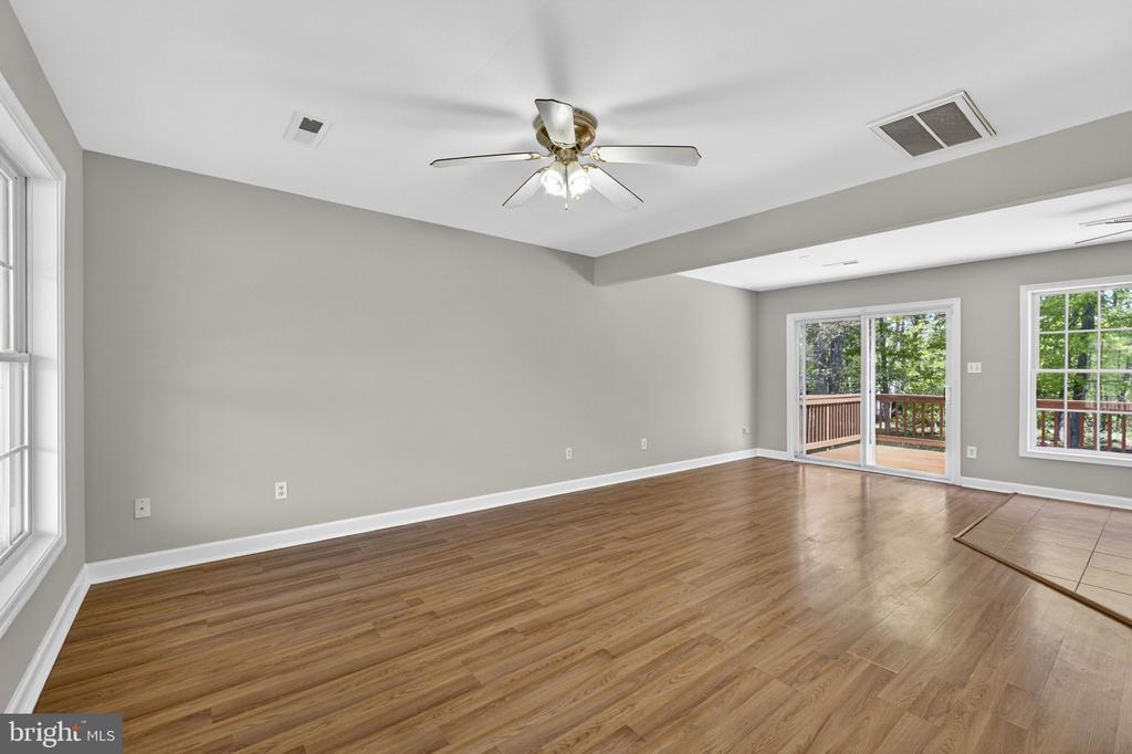 6973 JUSTIN CT E, REMINGTON, Virginia 22734, 4 Bedrooms Bedrooms, ,2 BathroomsBathrooms,Residential,6973 JUSTIN CT E,VAFQ2021704 MLS # VAFQ2021704