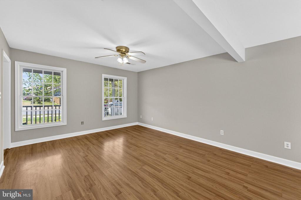 6973 JUSTIN CT E, REMINGTON, Virginia 22734, 4 Bedrooms Bedrooms, ,2 BathroomsBathrooms,Residential,6973 JUSTIN CT E,VAFQ2021704 MLS # VAFQ2021704