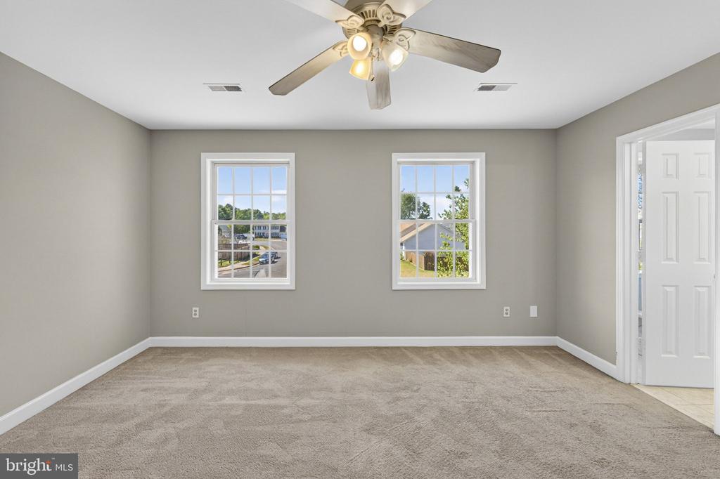 6973 JUSTIN CT E, REMINGTON, Virginia 22734, 4 Bedrooms Bedrooms, ,2 BathroomsBathrooms,Residential,6973 JUSTIN CT E,VAFQ2021704 MLS # VAFQ2021704