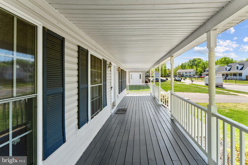 6973 JUSTIN CT E, REMINGTON, Virginia 22734, 4 Bedrooms Bedrooms, ,2 BathroomsBathrooms,Residential,6973 JUSTIN CT E,VAFQ2021704 MLS # VAFQ2021704