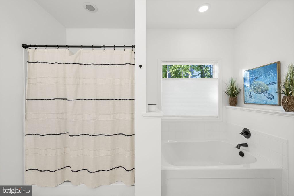 225 RAVEN RD, BUMPASS, Virginia 23024, 4 Bedrooms Bedrooms, ,2 BathroomsBathrooms,Residential,225 RAVEN RD,VALA2009692 MLS # VALA2009692