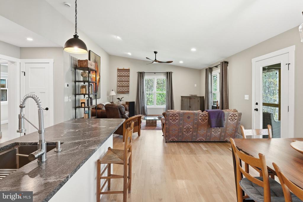 677 WEAVER HOLLOW RD, BANCO, Virginia 22711, 2 Bedrooms Bedrooms, ,1 BathroomBathrooms,Residential,677 WEAVER HOLLOW RD,VAMA2002716 MLS # VAMA2002716