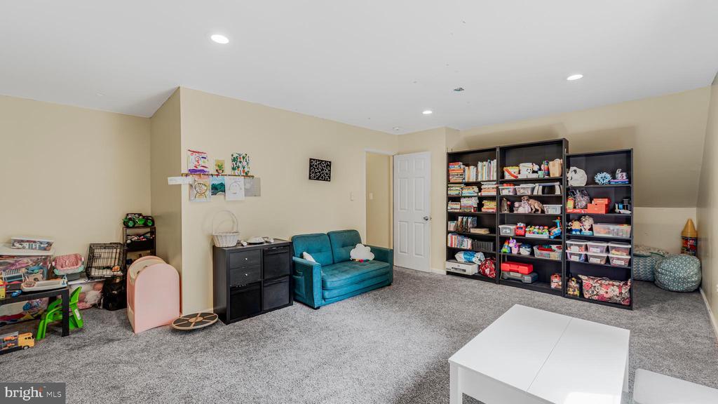 12804 PLANTATION DR, SPOTSYLVANIA, Virginia 22551, 4 Bedrooms Bedrooms, ,2 BathroomsBathrooms,Residential,12804 PLANTATION DR,VASP2040674 MLS # VASP2040674