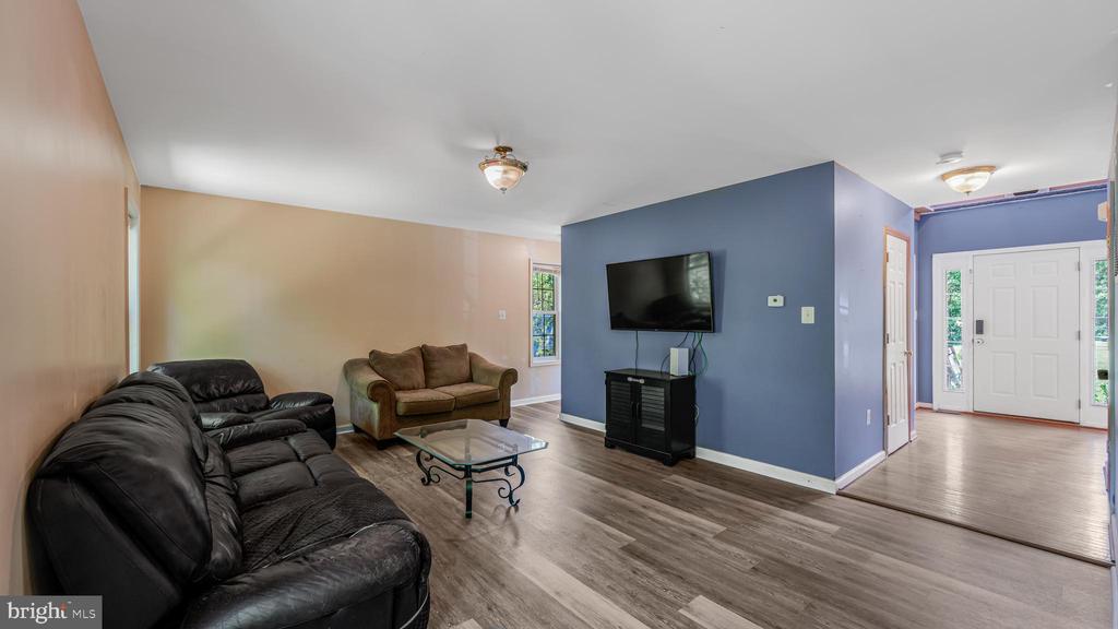 12804 PLANTATION DR, SPOTSYLVANIA, Virginia 22551, 4 Bedrooms Bedrooms, ,2 BathroomsBathrooms,Residential,12804 PLANTATION DR,VASP2040674 MLS # VASP2040674