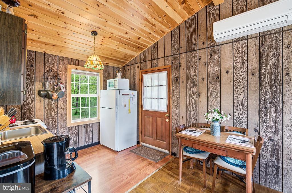 789 MILL RUN RD, SHENANDOAH, Virginia 22849, 2 Bedrooms Bedrooms, ,1 BathroomBathrooms,Residential,789 MILL RUN RD,VAPA2006286 MLS # VAPA2006286