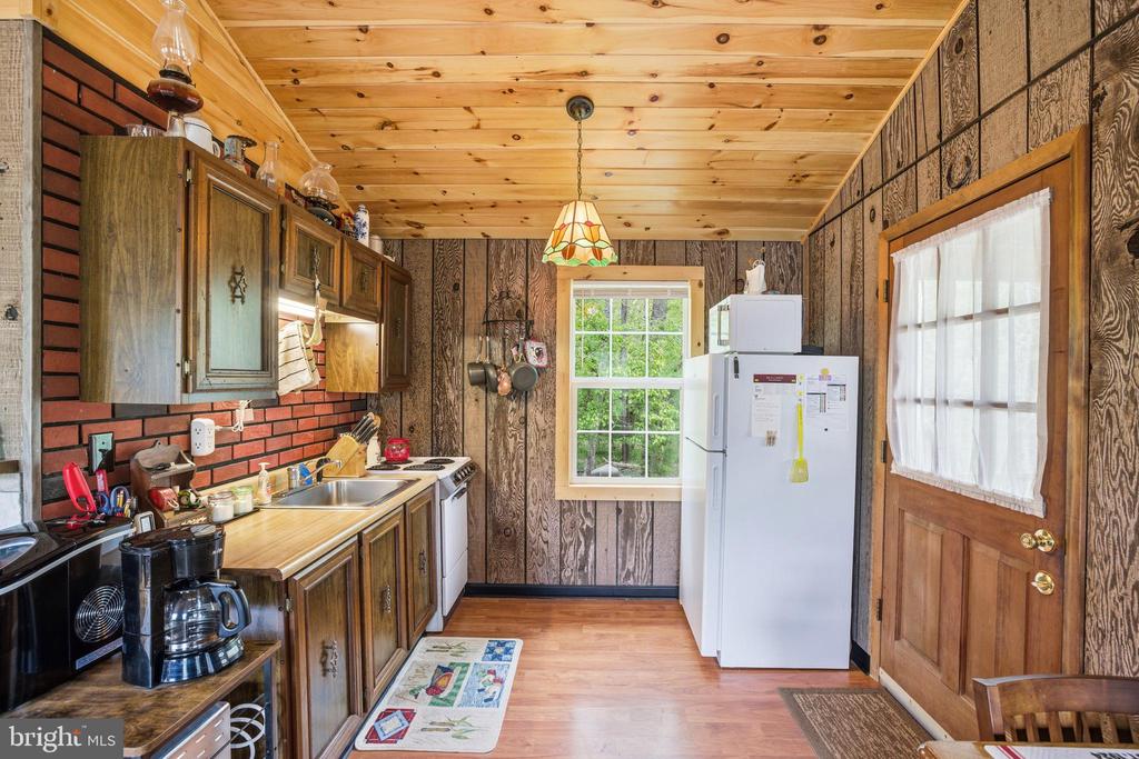 789 MILL RUN RD, SHENANDOAH, Virginia 22849, 2 Bedrooms Bedrooms, ,1 BathroomBathrooms,Residential,789 MILL RUN RD,VAPA2006286 MLS # VAPA2006286