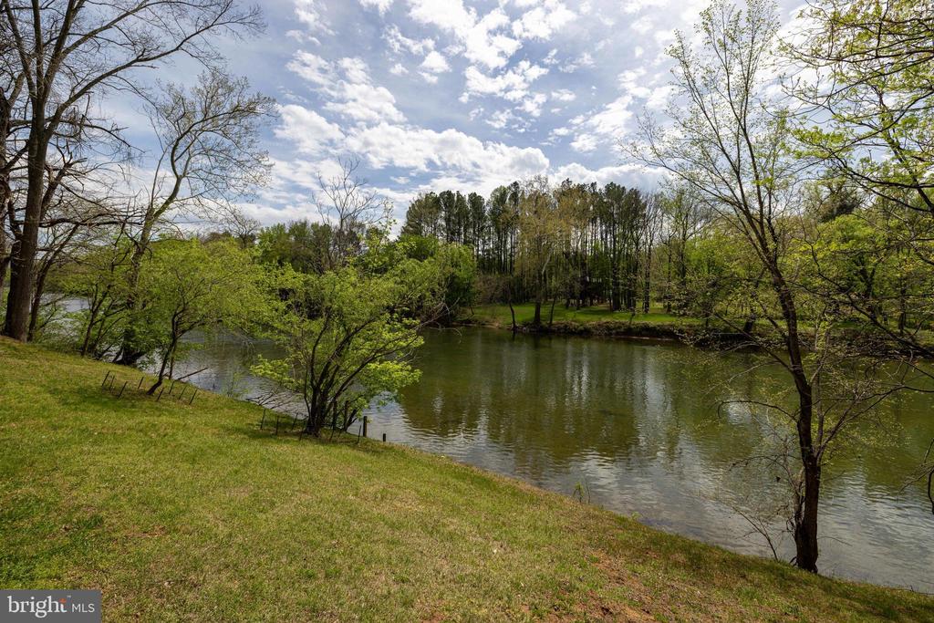 789 MILL RUN RD, SHENANDOAH, Virginia 22849, 2 Bedrooms Bedrooms, ,1 BathroomBathrooms,Residential,789 MILL RUN RD,VAPA2006286 MLS # VAPA2006286