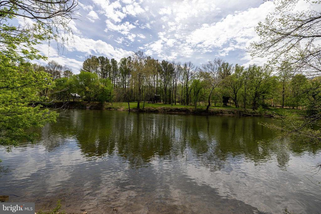 789 MILL RUN RD, SHENANDOAH, Virginia 22849, 2 Bedrooms Bedrooms, ,1 BathroomBathrooms,Residential,789 MILL RUN RD,VAPA2006286 MLS # VAPA2006286