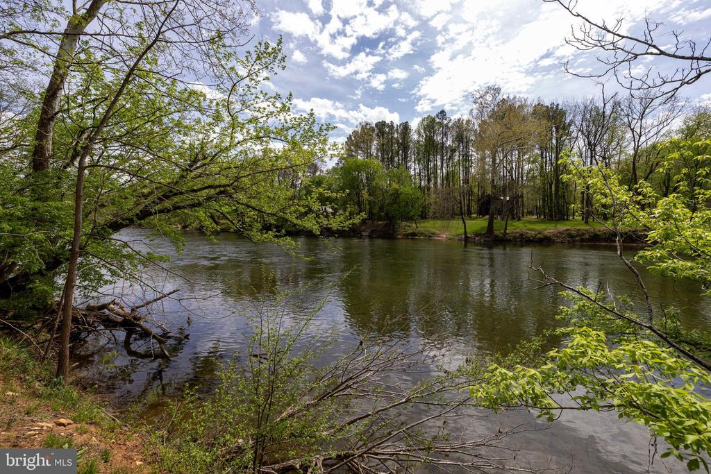 789 MILL RUN RD, SHENANDOAH, Virginia 22849, 2 Bedrooms Bedrooms, ,1 BathroomBathrooms,Residential,789 MILL RUN RD,VAPA2006286 MLS # VAPA2006286