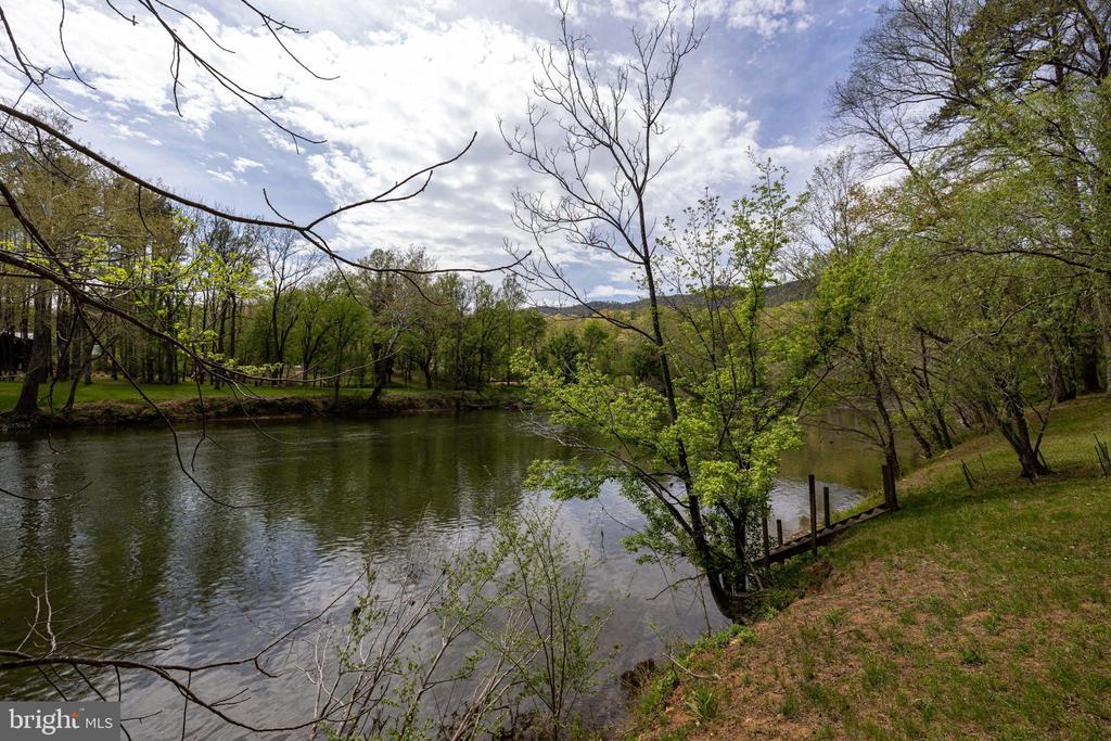 789 MILL RUN RD, SHENANDOAH, Virginia 22849, 2 Bedrooms Bedrooms, ,1 BathroomBathrooms,Residential,789 MILL RUN RD,VAPA2006286 MLS # VAPA2006286