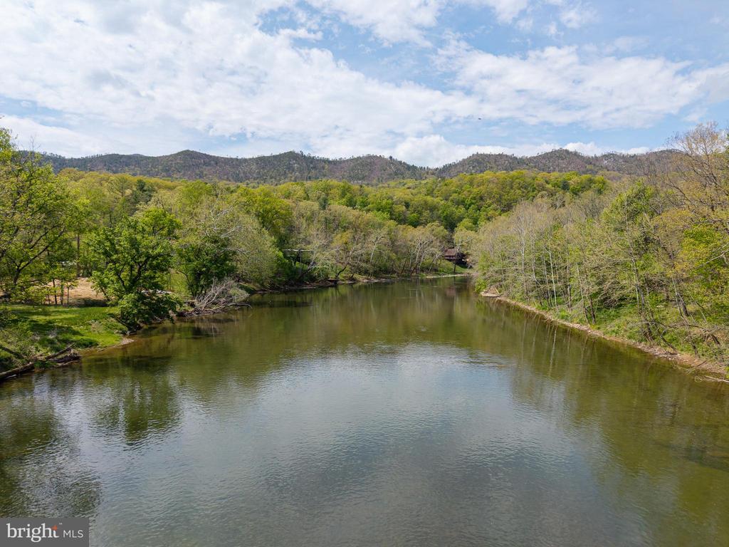 789 MILL RUN RD, SHENANDOAH, Virginia 22849, 2 Bedrooms Bedrooms, ,1 BathroomBathrooms,Residential,789 MILL RUN RD,VAPA2006286 MLS # VAPA2006286