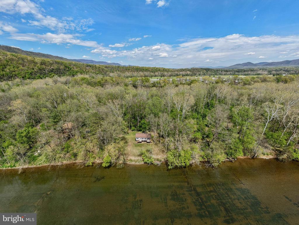 789 MILL RUN RD, SHENANDOAH, Virginia 22849, 2 Bedrooms Bedrooms, ,1 BathroomBathrooms,Residential,789 MILL RUN RD,VAPA2006286 MLS # VAPA2006286