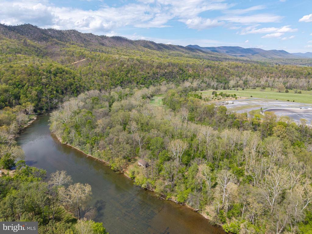 789 MILL RUN RD, SHENANDOAH, Virginia 22849, 2 Bedrooms Bedrooms, ,1 BathroomBathrooms,Residential,789 MILL RUN RD,VAPA2006286 MLS # VAPA2006286