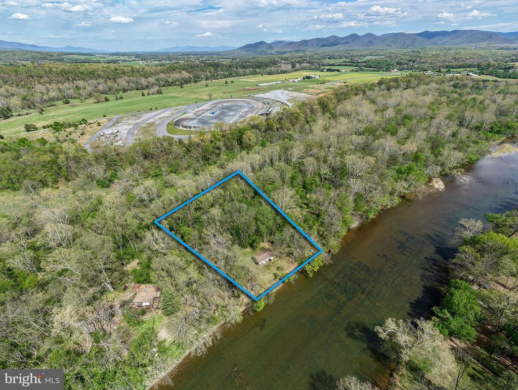 789 MILL RUN RD, SHENANDOAH, Virginia 22849, 2 Bedrooms Bedrooms, ,1 BathroomBathrooms,Residential,789 MILL RUN RD,VAPA2006286 MLS # VAPA2006286