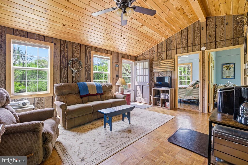 789 MILL RUN RD, SHENANDOAH, Virginia 22849, 2 Bedrooms Bedrooms, ,1 BathroomBathrooms,Residential,789 MILL RUN RD,VAPA2006286 MLS # VAPA2006286