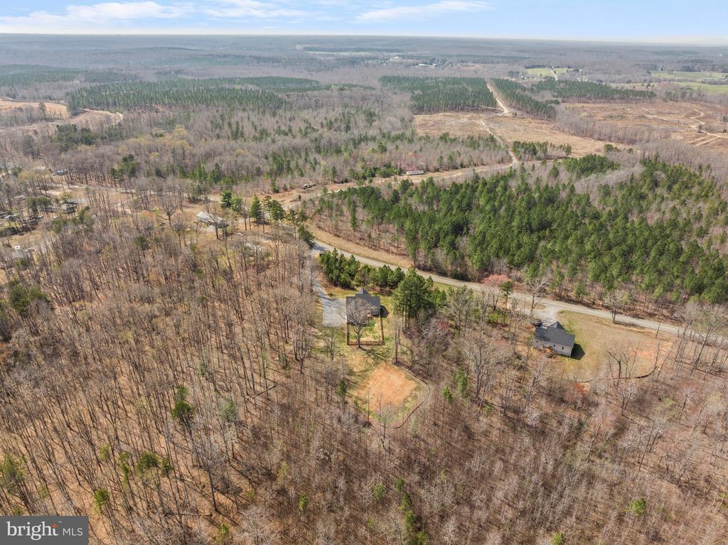 4316 MT AIRY RD, LOUISA, Virginia 23093, 3 Bedrooms Bedrooms, ,2 BathroomsBathrooms,Residential,4316 MT AIRY RD,VALA2009736 MLS # VALA2009736