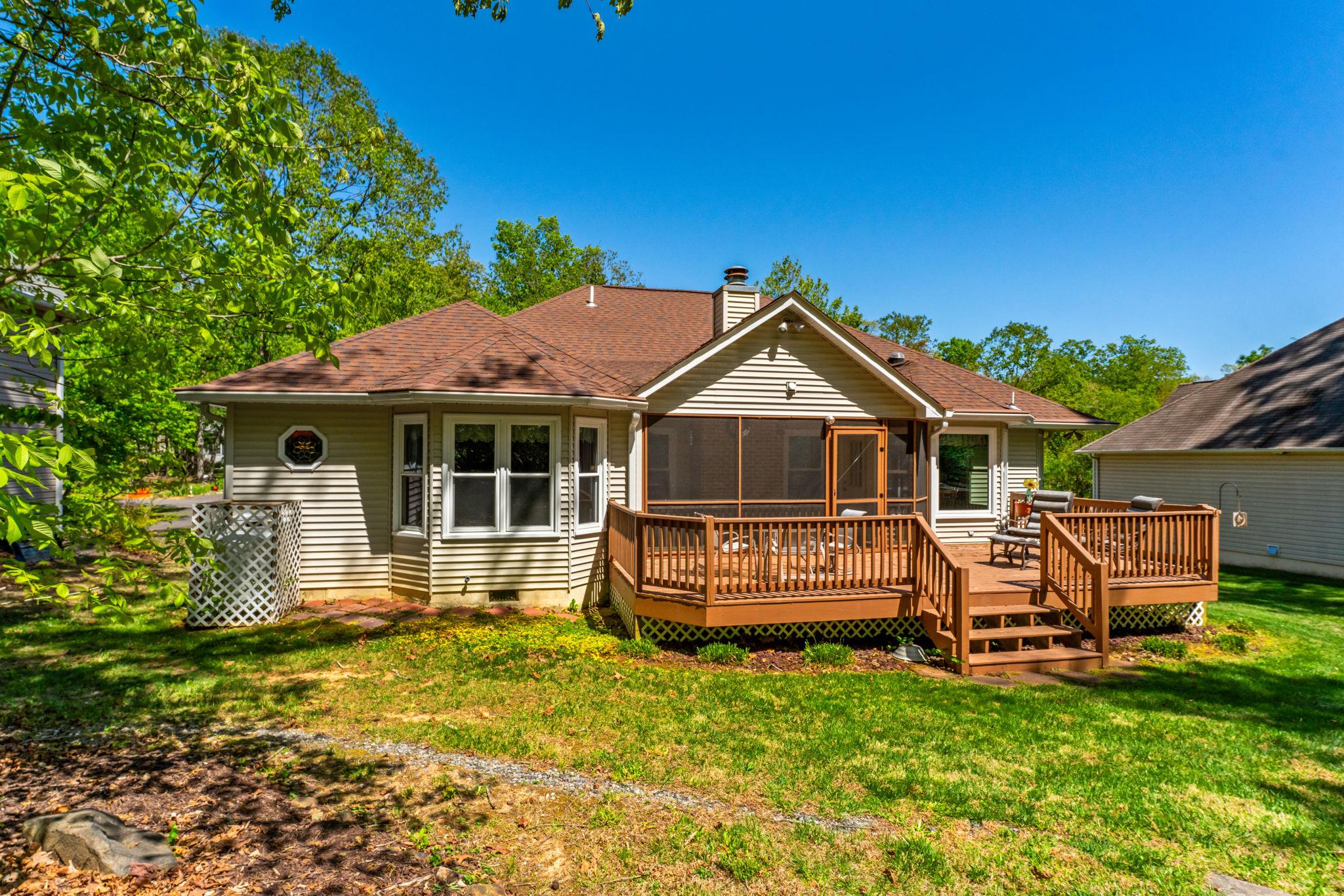 111 PATRICK HENRY CT, LOCUST GROVE, Virginia 22508, 4 Bedrooms Bedrooms, ,2 BathroomsBathrooms,Residential,111 PATRICK HENRY CT,VAOR2013946 MLS # VAOR2013946