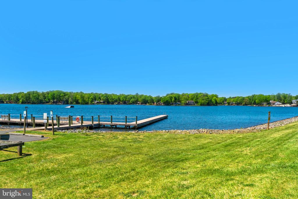 111 PATRICK HENRY CT, LOCUST GROVE, Virginia 22508, 4 Bedrooms Bedrooms, ,2 BathroomsBathrooms,Residential,111 PATRICK HENRY CT,VAOR2013946 MLS # VAOR2013946