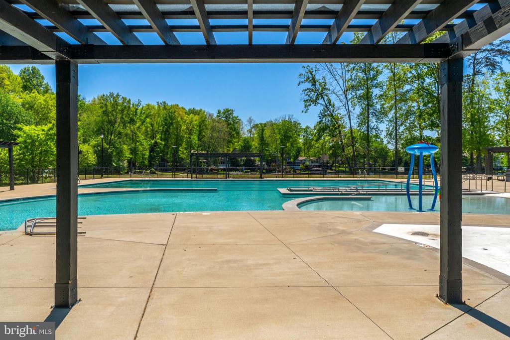 111 PATRICK HENRY CT, LOCUST GROVE, Virginia 22508, 4 Bedrooms Bedrooms, ,2 BathroomsBathrooms,Residential,111 PATRICK HENRY CT,VAOR2013946 MLS # VAOR2013946