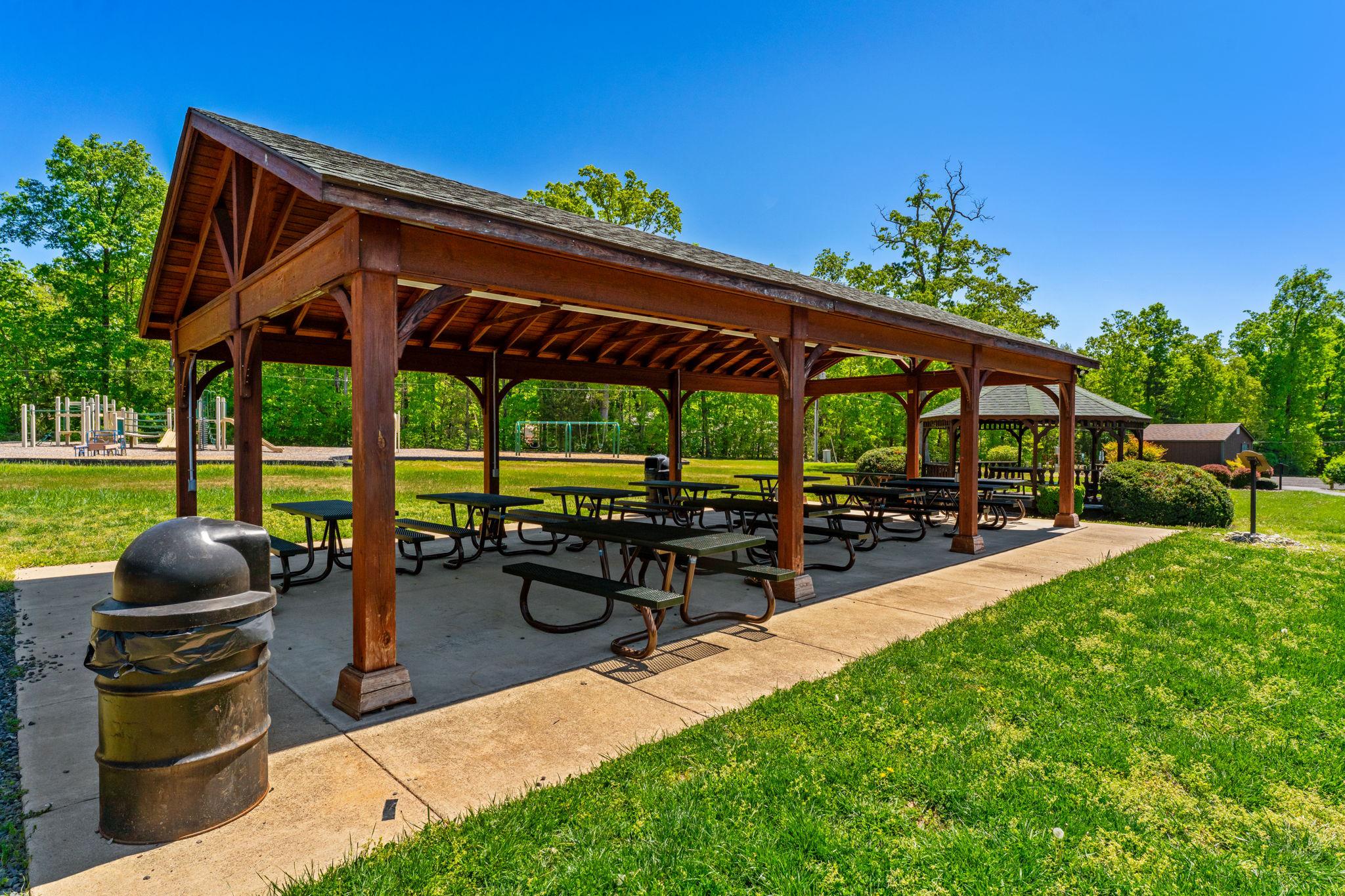 111 PATRICK HENRY CT, LOCUST GROVE, Virginia 22508, 4 Bedrooms Bedrooms, ,2 BathroomsBathrooms,Residential,111 PATRICK HENRY CT,VAOR2013946 MLS # VAOR2013946