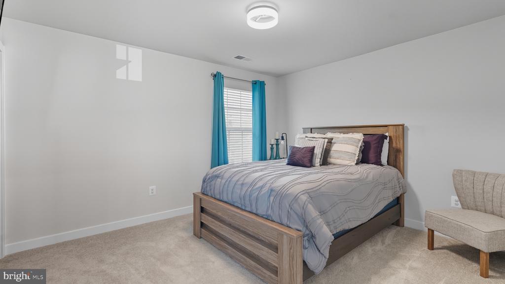 10706 GREEN LEAF RUN, SPOTSYLVANIA, Virginia 22551, 4 Bedrooms Bedrooms, ,4 BathroomsBathrooms,Residential,10706 GREEN LEAF RUN,VASP2041288 MLS # VASP2041288