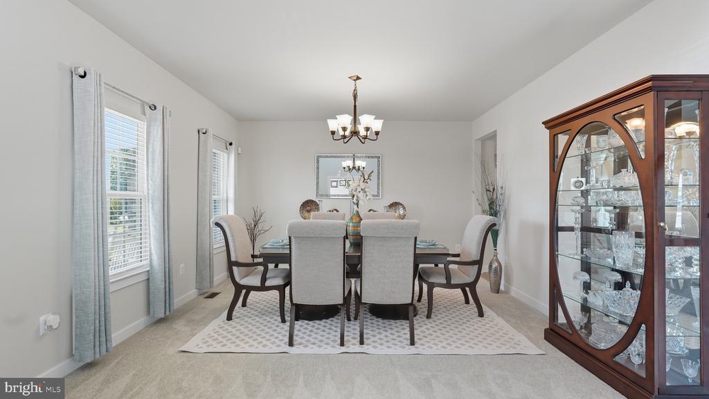 10706 GREEN LEAF RUN, SPOTSYLVANIA, Virginia 22551, 4 Bedrooms Bedrooms, ,4 BathroomsBathrooms,Residential,10706 GREEN LEAF RUN,VASP2041288 MLS # VASP2041288