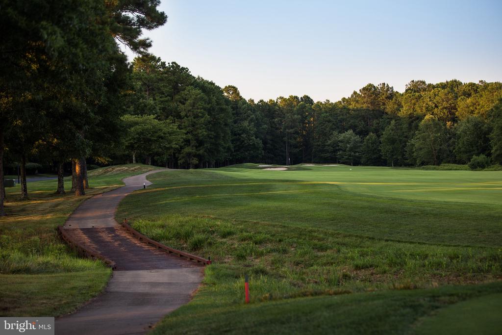 10706 GREEN LEAF RUN, SPOTSYLVANIA, Virginia 22551, 4 Bedrooms Bedrooms, ,4 BathroomsBathrooms,Residential,10706 GREEN LEAF RUN,VASP2041288 MLS # VASP2041288