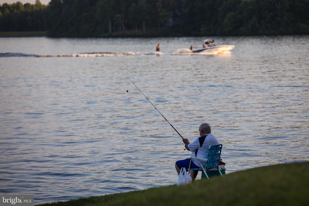 10706 GREEN LEAF RUN, SPOTSYLVANIA, Virginia 22551, 4 Bedrooms Bedrooms, ,4 BathroomsBathrooms,Residential,10706 GREEN LEAF RUN,VASP2041288 MLS # VASP2041288