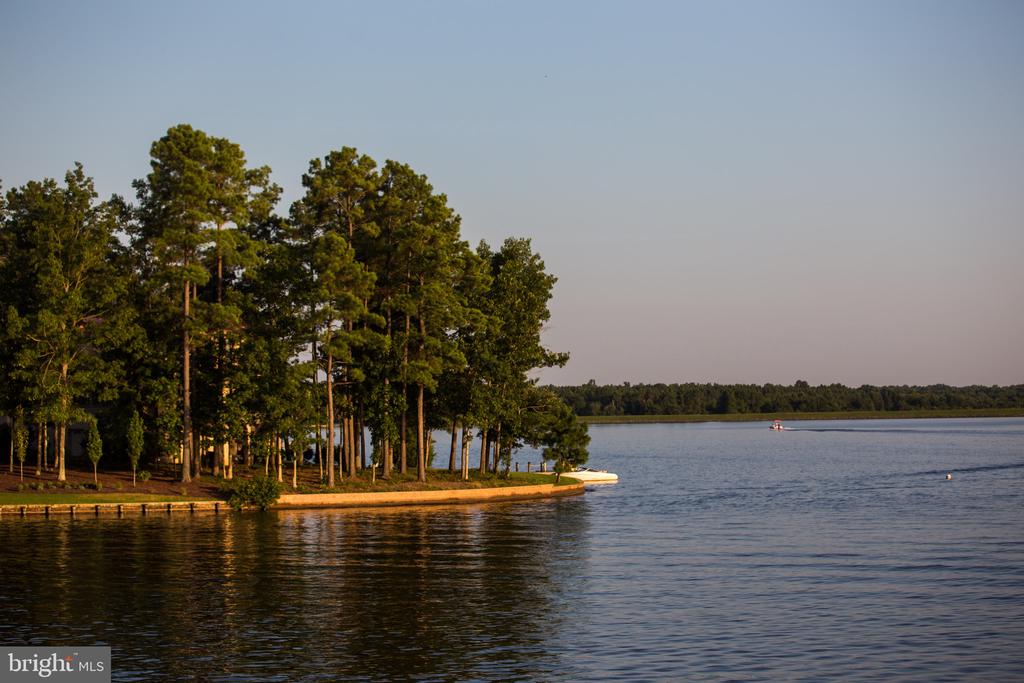 10706 GREEN LEAF RUN, SPOTSYLVANIA, Virginia 22551, 4 Bedrooms Bedrooms, ,4 BathroomsBathrooms,Residential,10706 GREEN LEAF RUN,VASP2041288 MLS # VASP2041288