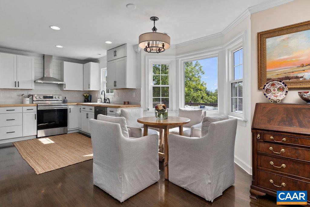 23 LOOKAWAY HILLS DR, AFTON, Virginia 22920, 5 Bedrooms Bedrooms, ,3 BathroomsBathrooms,Residential,23 LOOKAWAY HILLS DR,674039 MLS # 674039