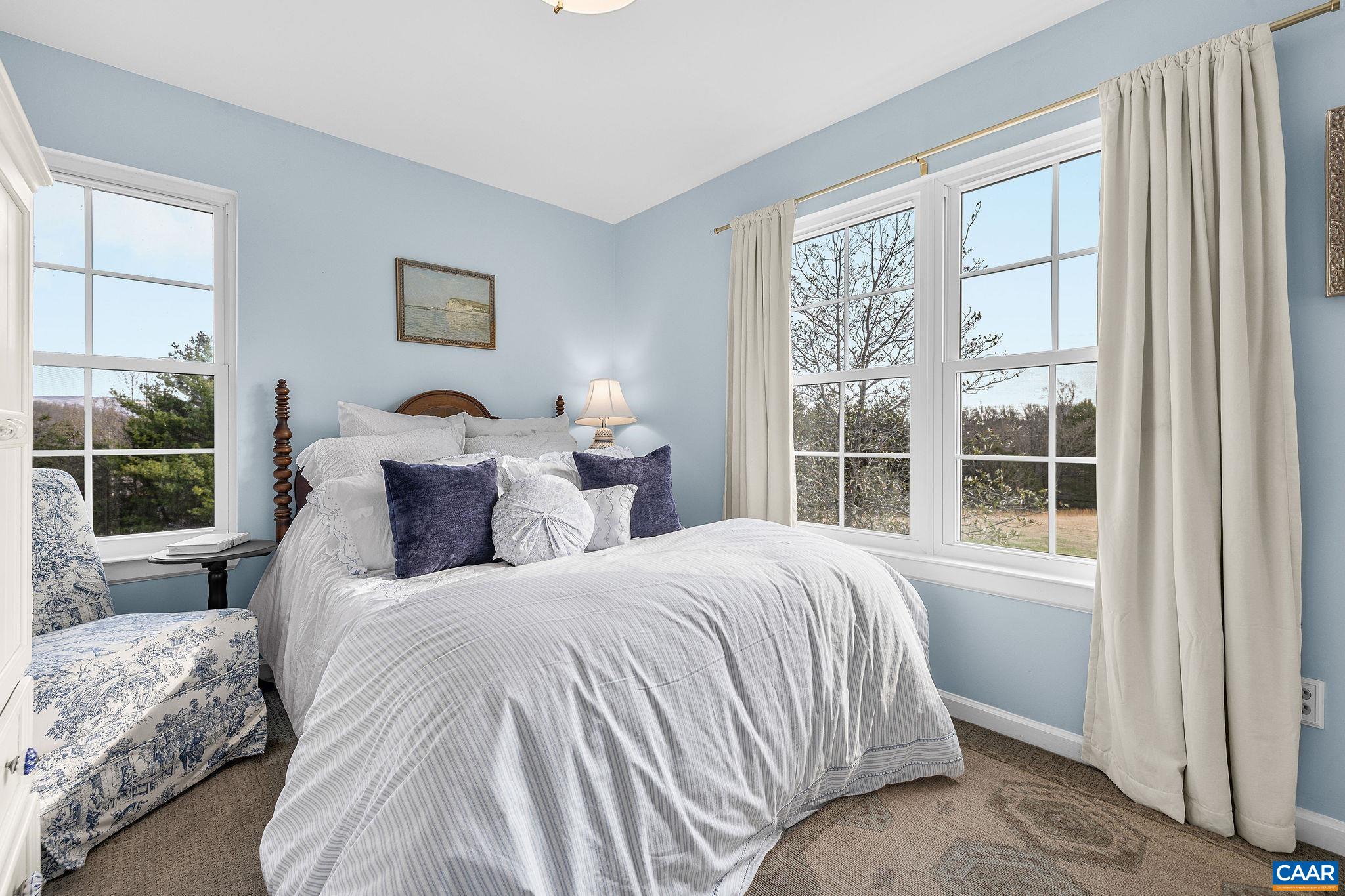 23 LOOKAWAY HILLS DR, AFTON, Virginia 22920, 5 Bedrooms Bedrooms, ,3 BathroomsBathrooms,Residential,23 LOOKAWAY HILLS DR,674039 MLS # 674039