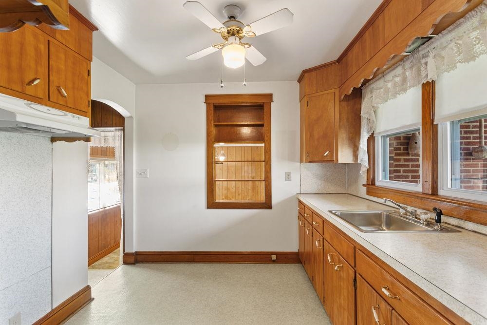 8635 NORTH VALLEY PIKE, ROCKINGHAM, Virginia 22802, 3 Bedrooms Bedrooms, ,1 BathroomBathrooms,Residential,8635 NORTH VALLEY PIKE,674908 MLS # 674908