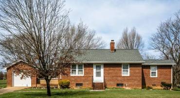 8635 NORTH VALLEY PIKE, ROCKINGHAM, Virginia 22802, 3 Bedrooms Bedrooms, ,1 BathroomBathrooms,Residential,8635 NORTH VALLEY PIKE,674908 MLS # 674908