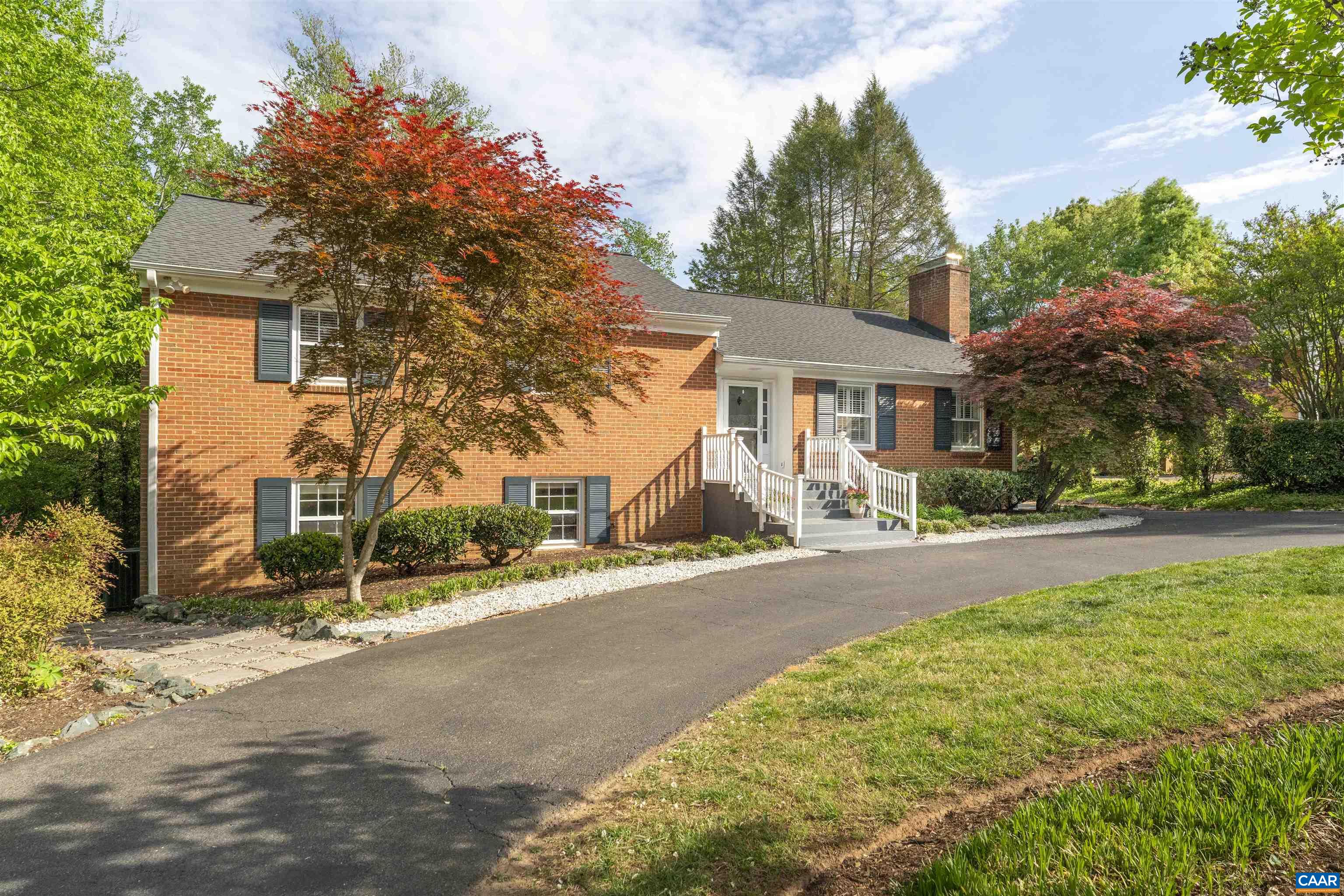 102 WESTMINSTER RD, CHARLOTTESVILLE, Virginia 22901, 5 Bedrooms Bedrooms, ,3 BathroomsBathrooms,Residential,102 WESTMINSTER RD,676109 MLS # 676109