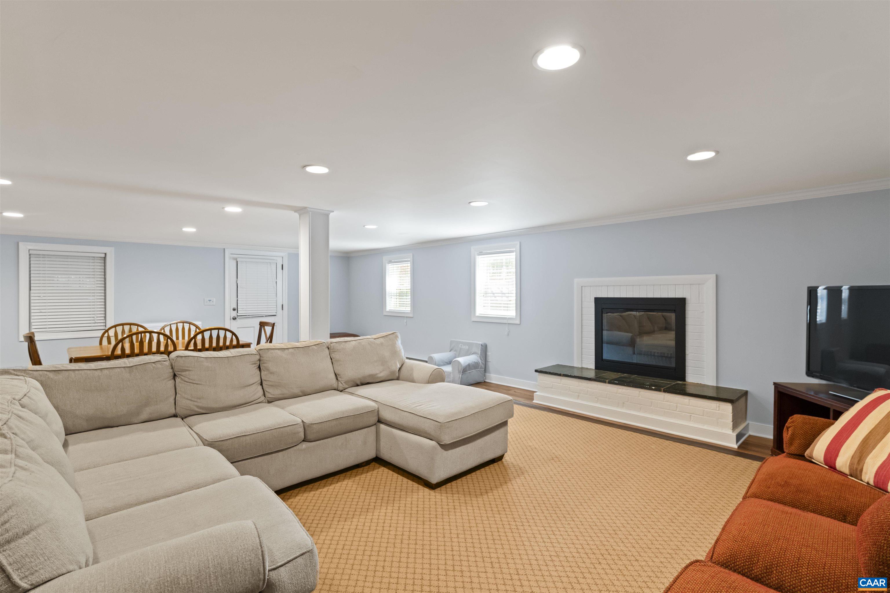 102 WESTMINSTER RD, CHARLOTTESVILLE, Virginia 22901, 5 Bedrooms Bedrooms, ,3 BathroomsBathrooms,Residential,102 WESTMINSTER RD,676109 MLS # 676109