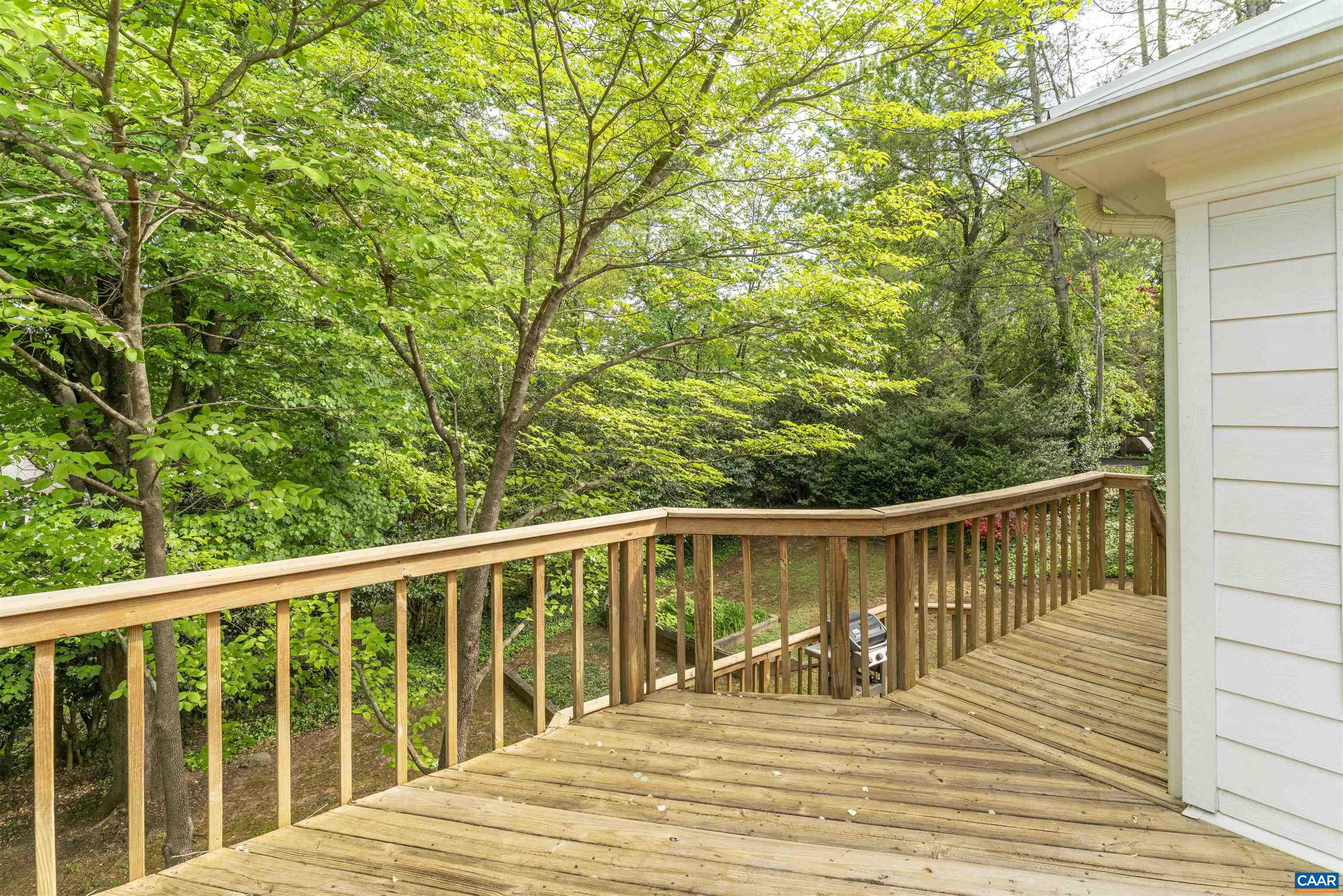 102 WESTMINSTER RD, CHARLOTTESVILLE, Virginia 22901, 5 Bedrooms Bedrooms, ,3 BathroomsBathrooms,Residential,102 WESTMINSTER RD,676109 MLS # 676109