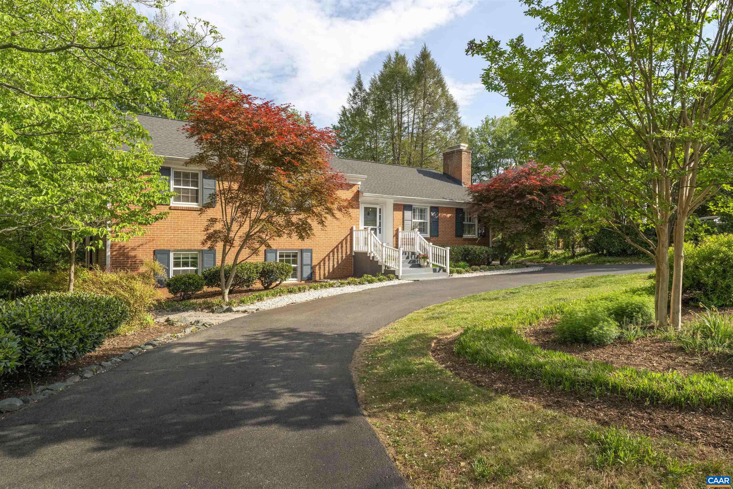 102 WESTMINSTER RD, CHARLOTTESVILLE, Virginia 22901, 5 Bedrooms Bedrooms, ,3 BathroomsBathrooms,Residential,102 WESTMINSTER RD,676109 MLS # 676109